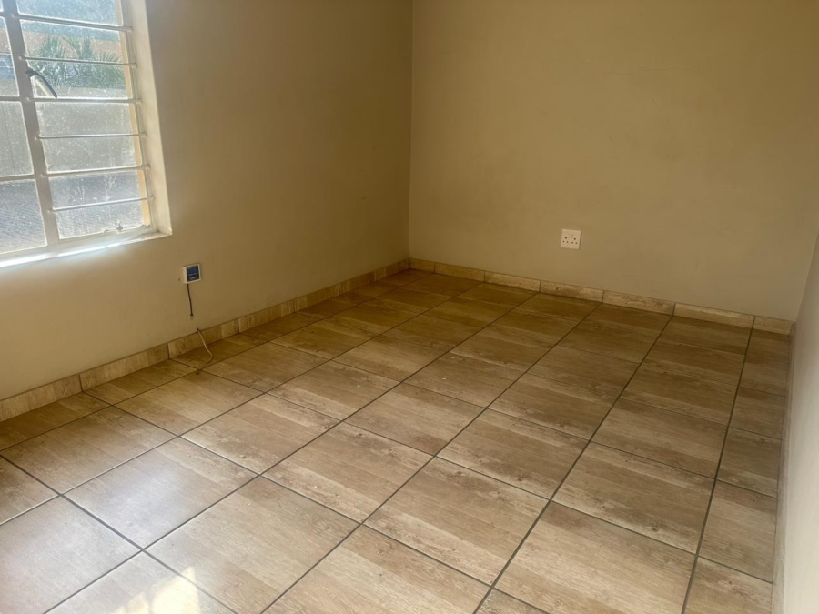 To Let 3 Bedroom Property for Rent in Waterval East North West